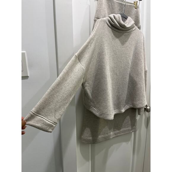 NWT Free People Milley Reversible Set in Wet Plaster Sz XS - Picture 3 of 12